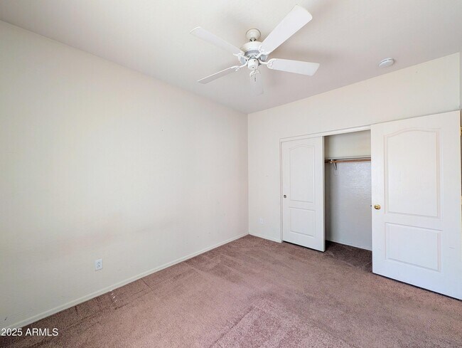 Building Photo - 16071 W Gelding Dr