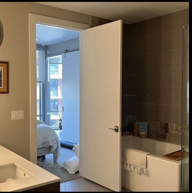 Building Photo - 4200 W 17th Ave