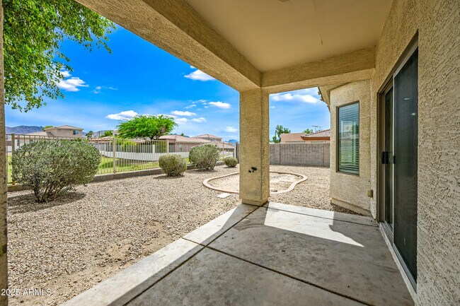 Building Photo - 605 W Latona Rd