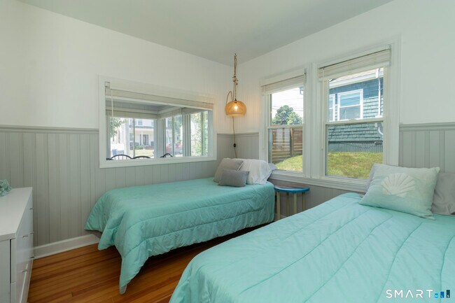 Building Photo - 9 Seaview Ave
