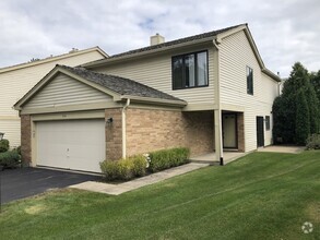 Building Photo - 909 Suffolk Ct