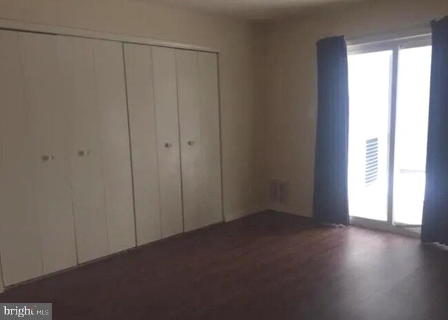 Building Photo - 316 Park Pl Dr