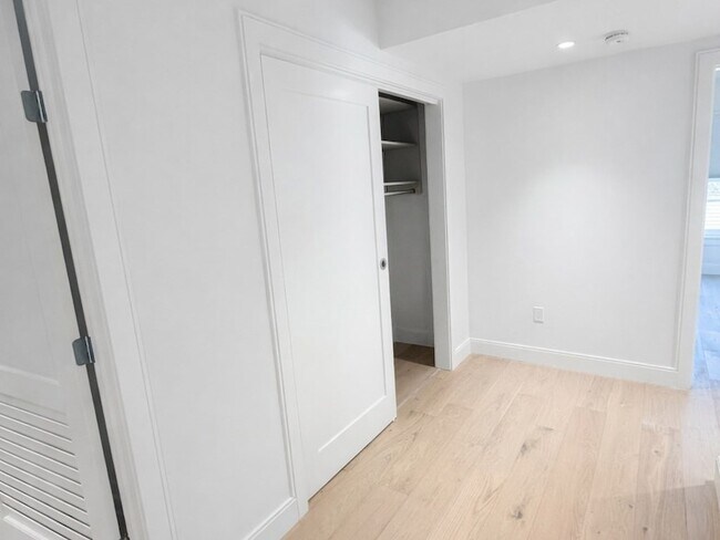 Building Photo - 65 L St