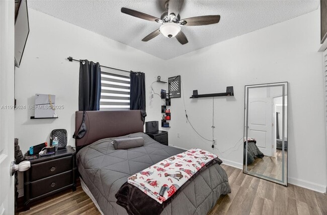 Building Photo - 10101 SW 162nd Ct