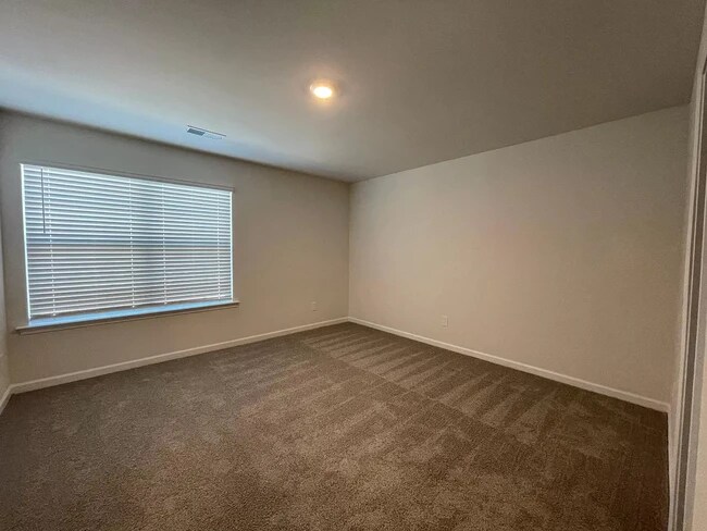 Building Photo - 3711 Stanley Creek Dr