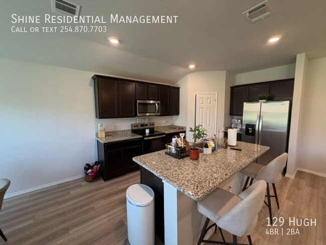 Building Photo - 129 Hugh-