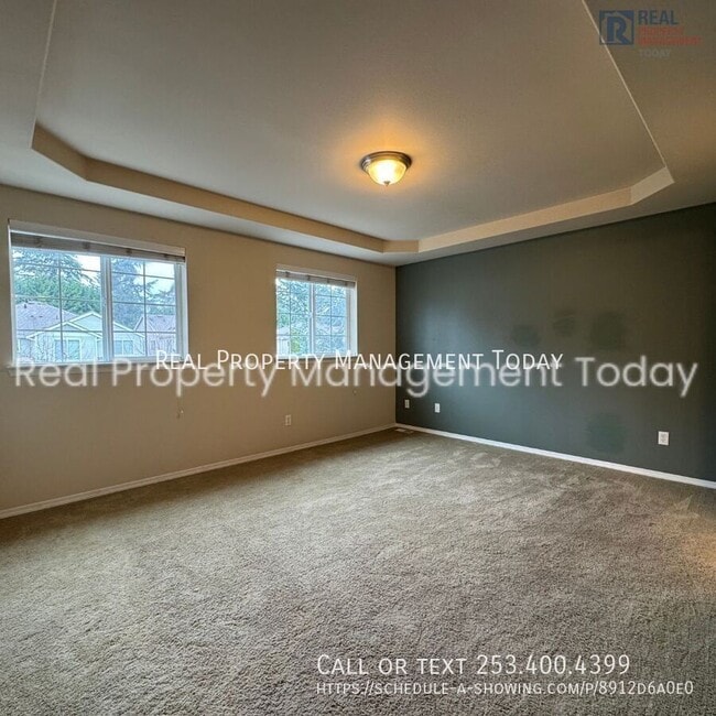 Building Photo - 18107 15th Avenue E