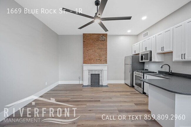 Building Photo - 1669 Blue Rock St