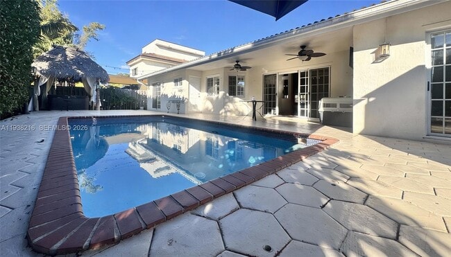 Building Photo - 15770 SW 141st Ct