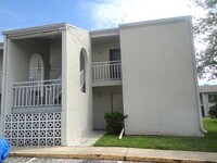 Building Photo - 1/1 condo in the heart of Clearwater - Mov...