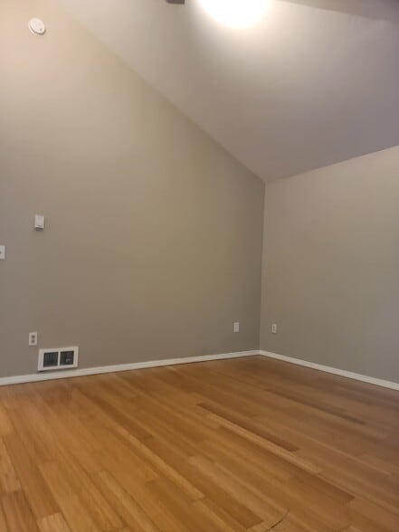 Building Photo - 9506 Sand Point Way NE