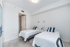 Building Photo - 18101 Collins Ave