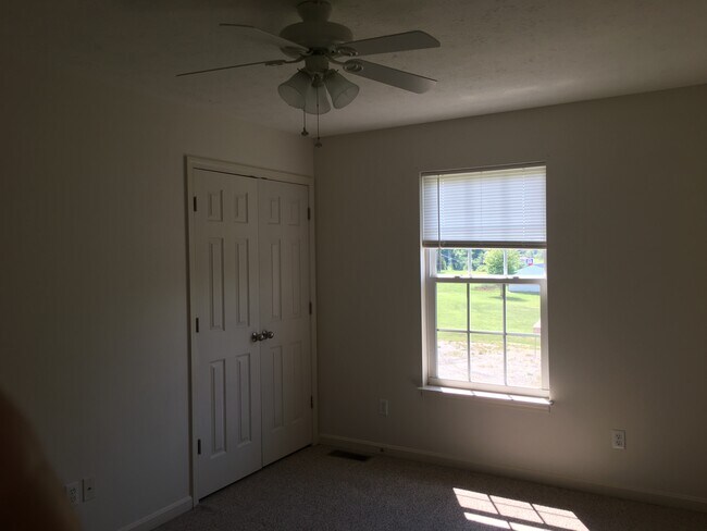 Building Photo - 58 Haven Ct