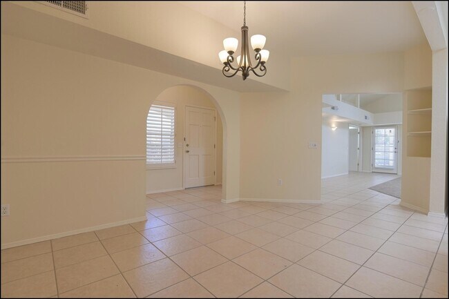 Building Photo - 7580 Le Conte Dr