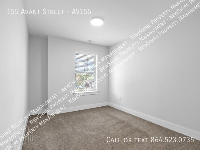Building Photo - 155 Avant St