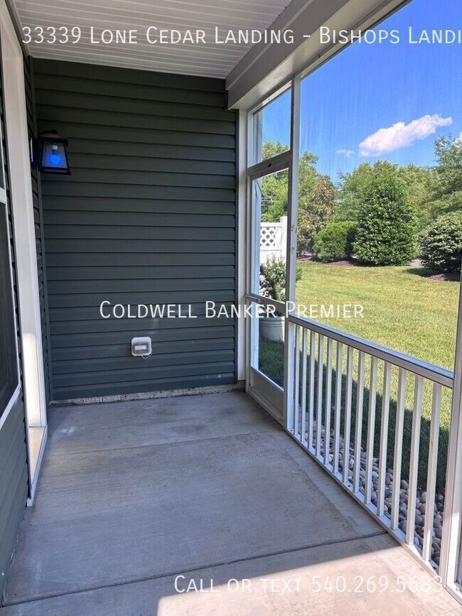 Building Photo - 33339 Lone Cedar Landing