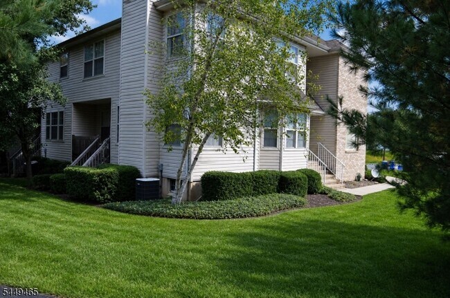 Building Photo - 2406 Taggert Dr