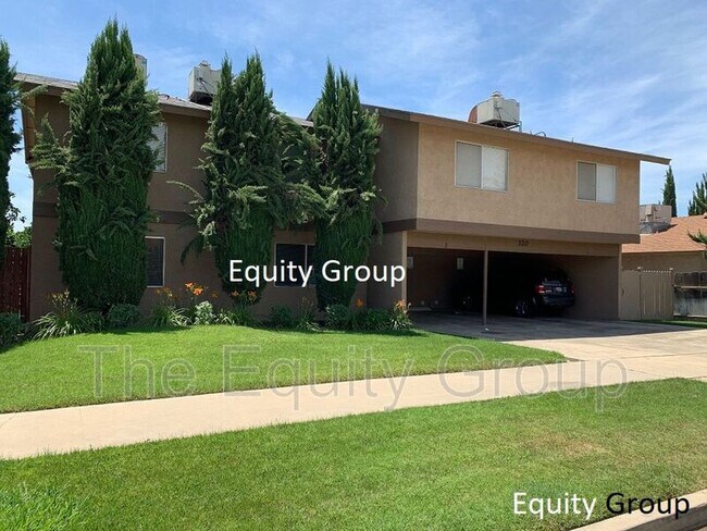 Primary Photo - 320 N E St