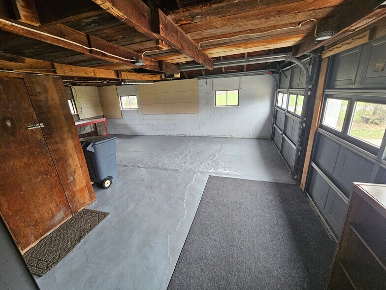 Building Photo - 3336 Orders Rd