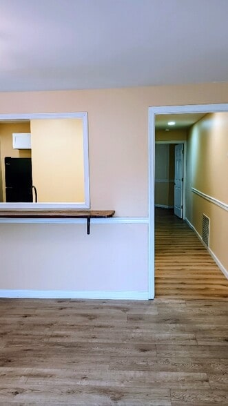 Building Photo - 1500 Lamont St