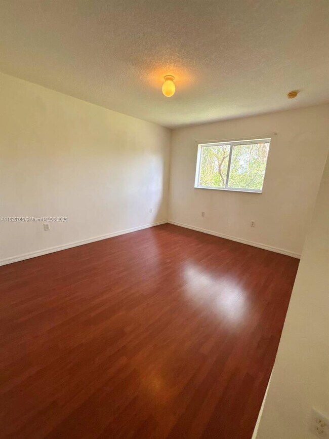 Building Photo - 9032 SW 208th Terrace