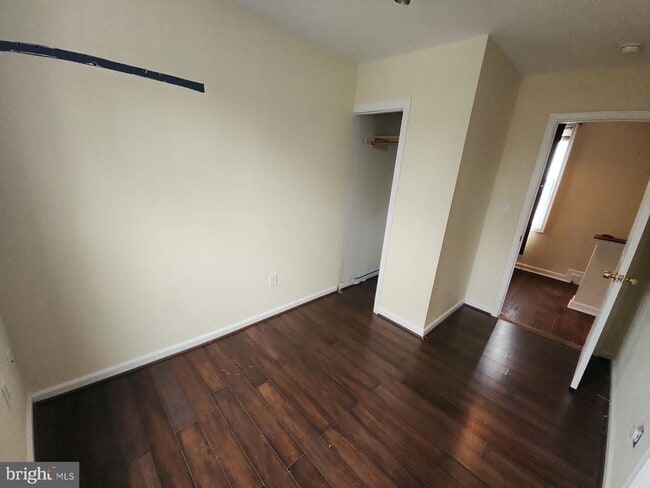 Building Photo - 2804 Christopher Ave