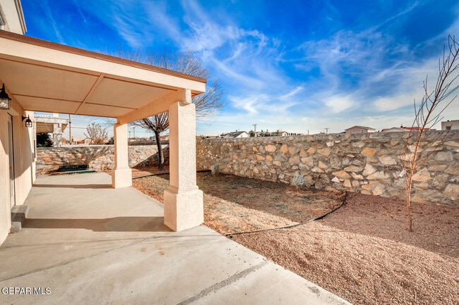 Building Photo - 12344 Tierra Limpia Dr