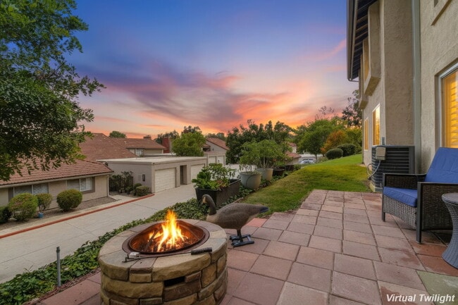 Building Photo - $3,200 - Charming 2-Bedroom + Optional 3rd Bedroom/Office Condo in Desirable Oaks North 55+ Commu...