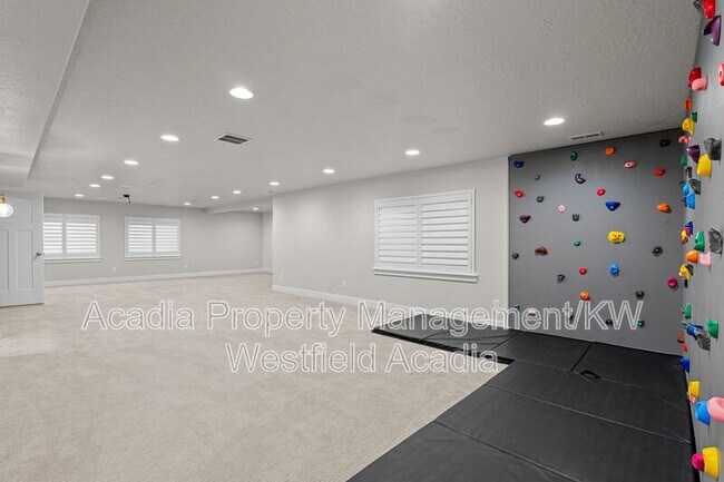 Building Photo - 1457 S Canyon View Dr