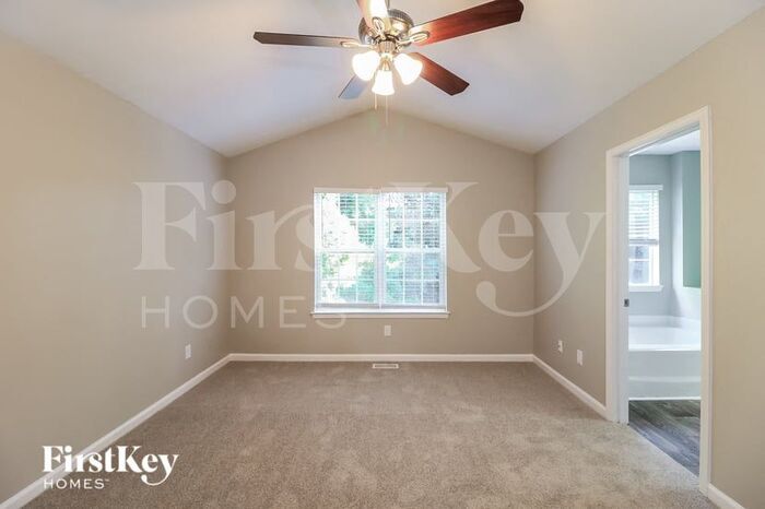Building Photo - 4073 Beaver Oaks Dr