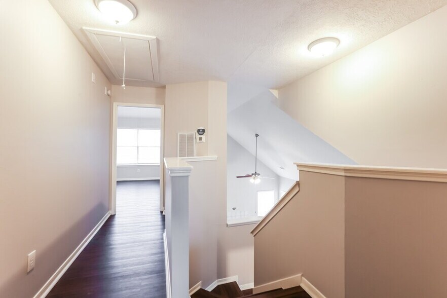 Building Photo - 10326 Timberloch Dr