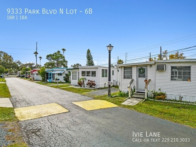 Building Photo - 9333 Park Blvd