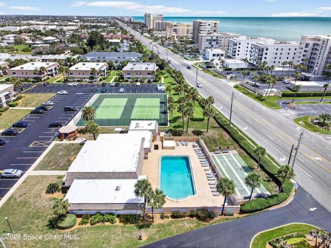 Building Photo - 2700 N Hwy A1A