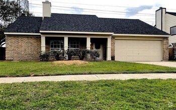 Building Photo - 9807 Bent Spur Ln