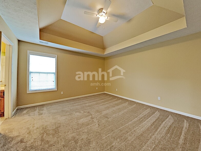 Building Photo - 435 Rocky Crest Dr