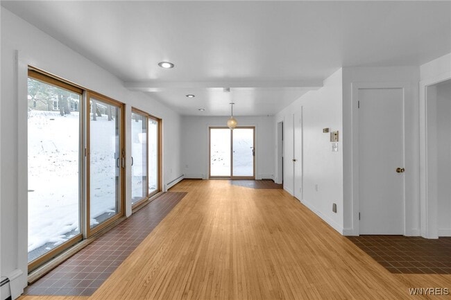 Building Photo - 2955 E Church St