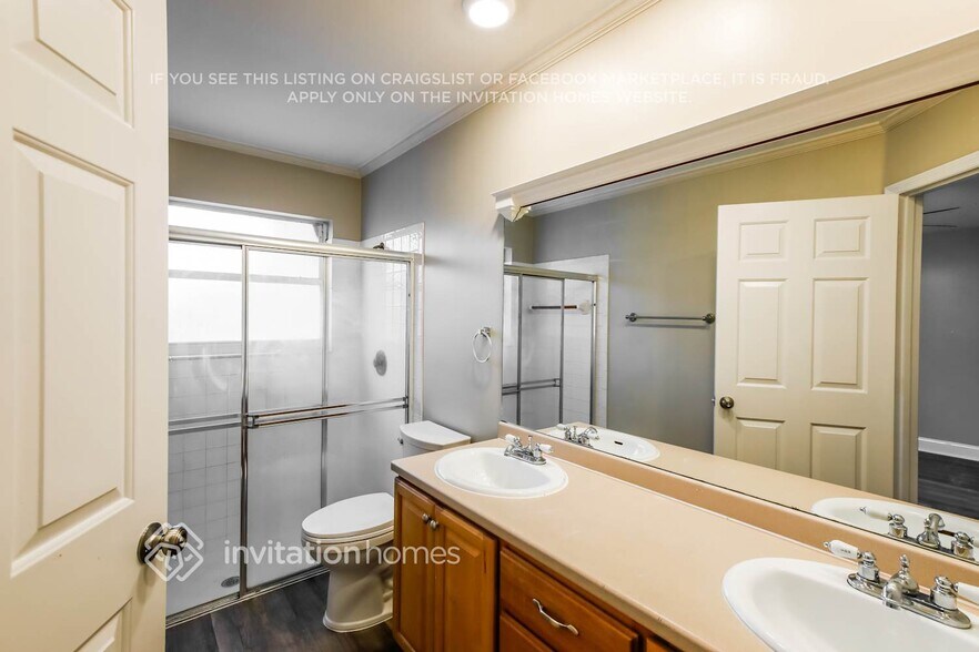 Building Photo - 2880 NW 68th Ln