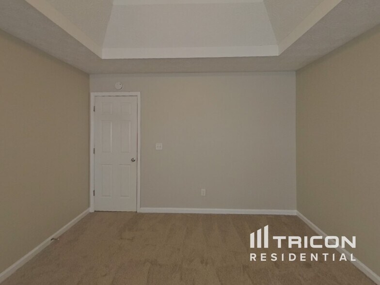 Building Photo - 4411 Gladewood Run