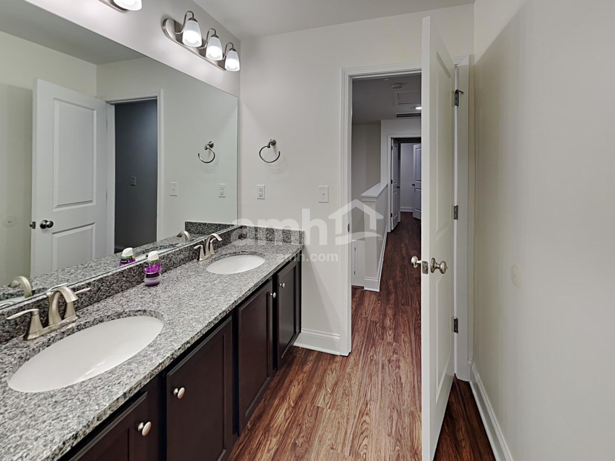 Building Photo - 2220 Brook Enclave Trail