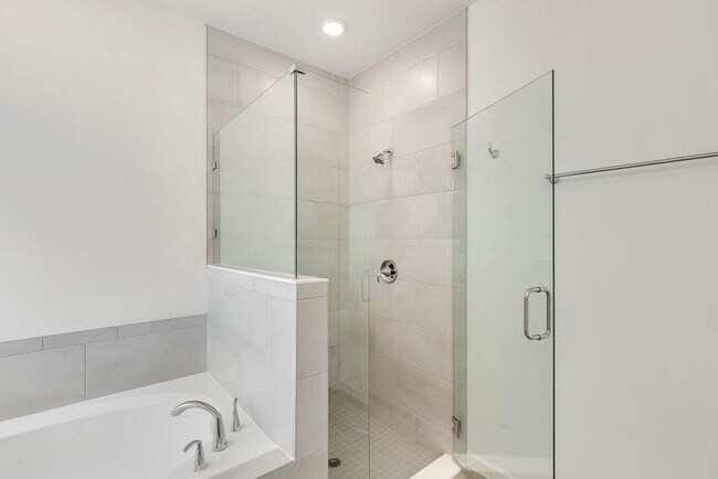 Building Photo - 53 Candlestick Cir