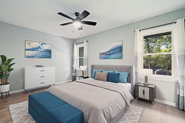 Building Photo - Modern Comfort on James Island!