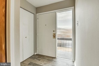 Building Photo - 7301 Larrup Ct