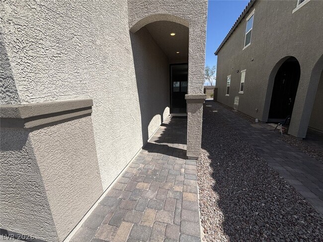 Building Photo - 7008 Dandelion Pk Ave