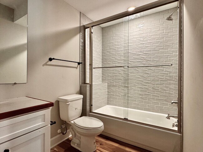 Building Photo - Private Farm Home in North Garden - Enjoy Fantastic Views - Main Level Primary Suite!