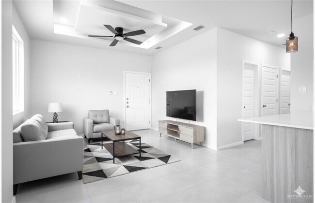 Building Photo - 18 N Alexandrite Ave