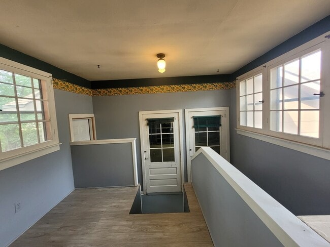 Building Photo - 3115 E Seedling Mile Rd