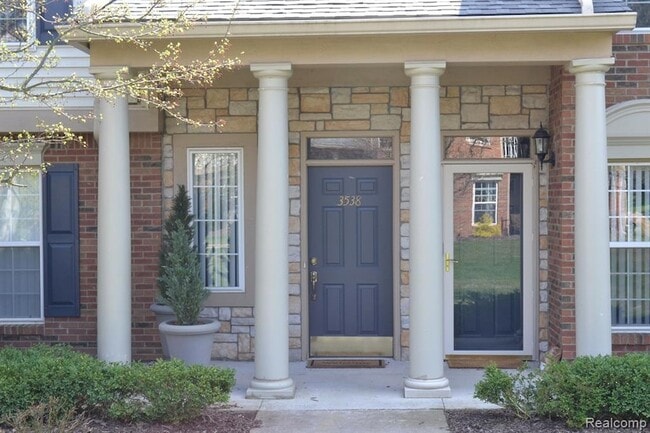 Primary Photo - 3538 Oakmonte Blvd