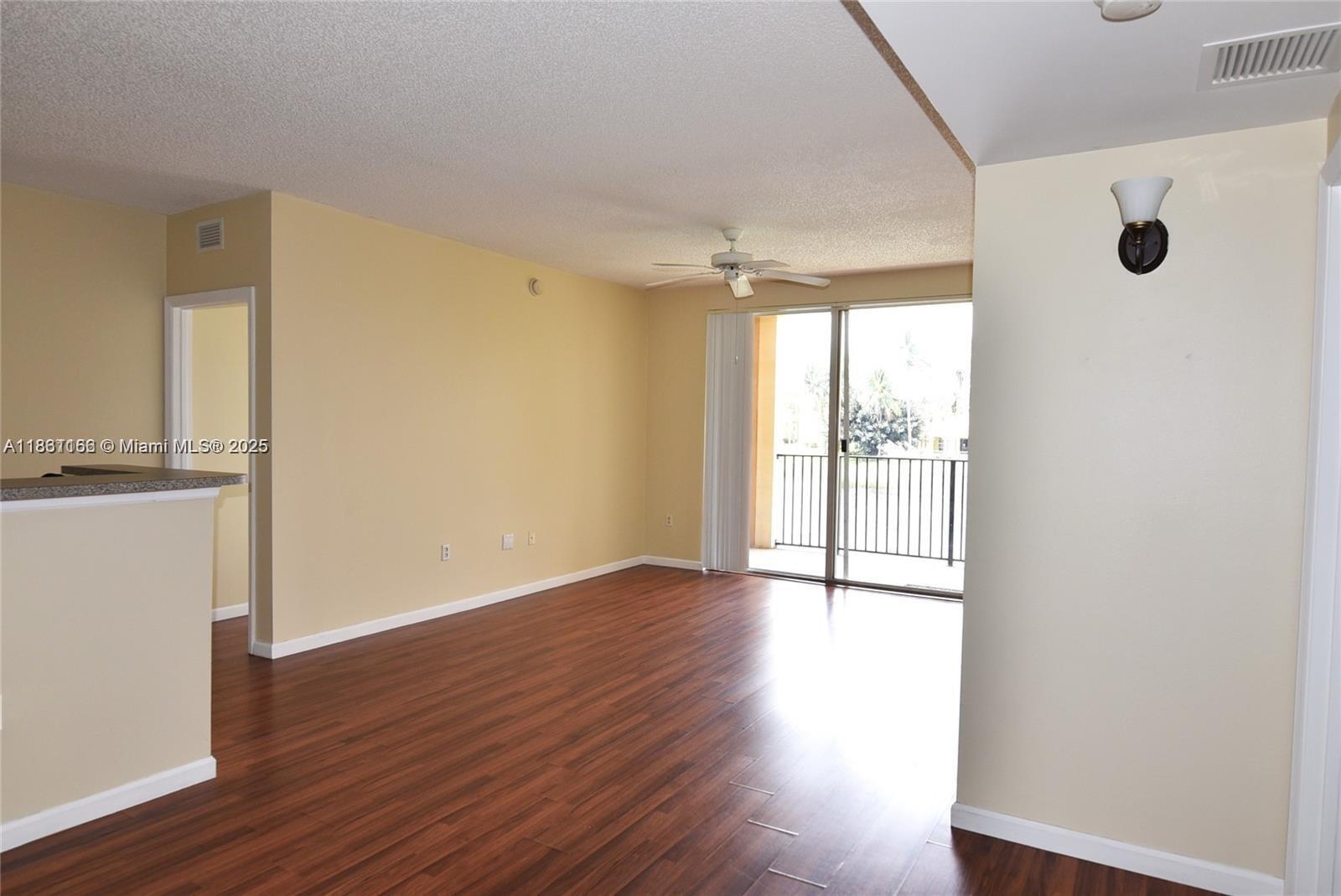 Building Photo - 2151 W Preserve Way