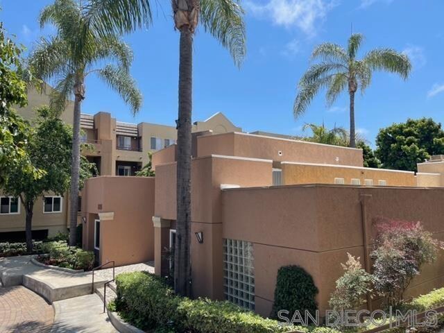 Building Photo - 3520 Lebon Dr