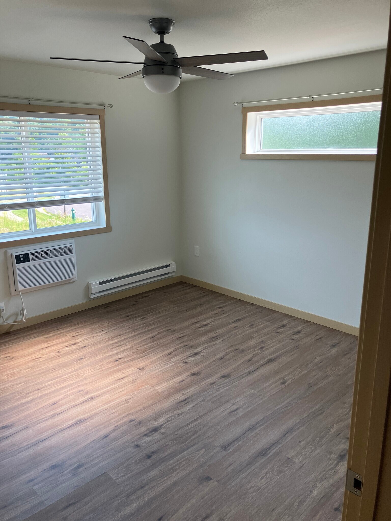 Building Photo - 455 Century Pl